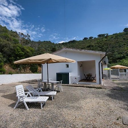 Alloggi Del Mirto A Morcone - Goelba Capoliveri  Dış mekan fotoğraf